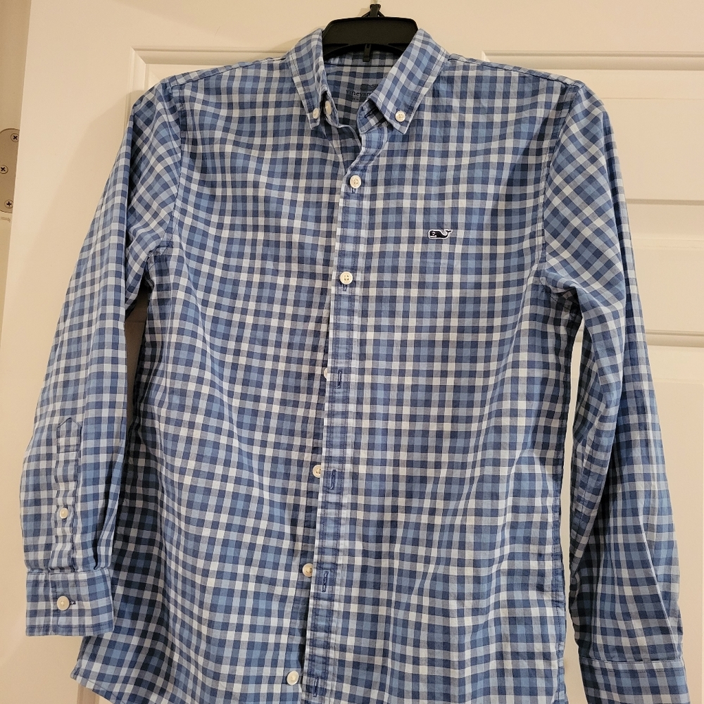 Boys vineyard vines shirt